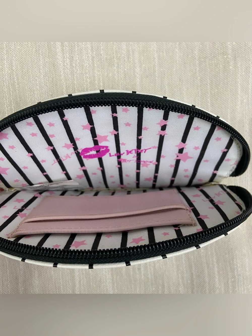 Betsey Johnson Luv Kitty Cat Kitten Small Stripe Bag Wristlet Wallet Coin Purse